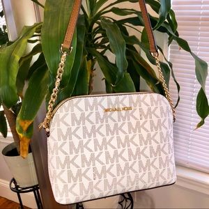 Michael Kors Cindy Crossbody